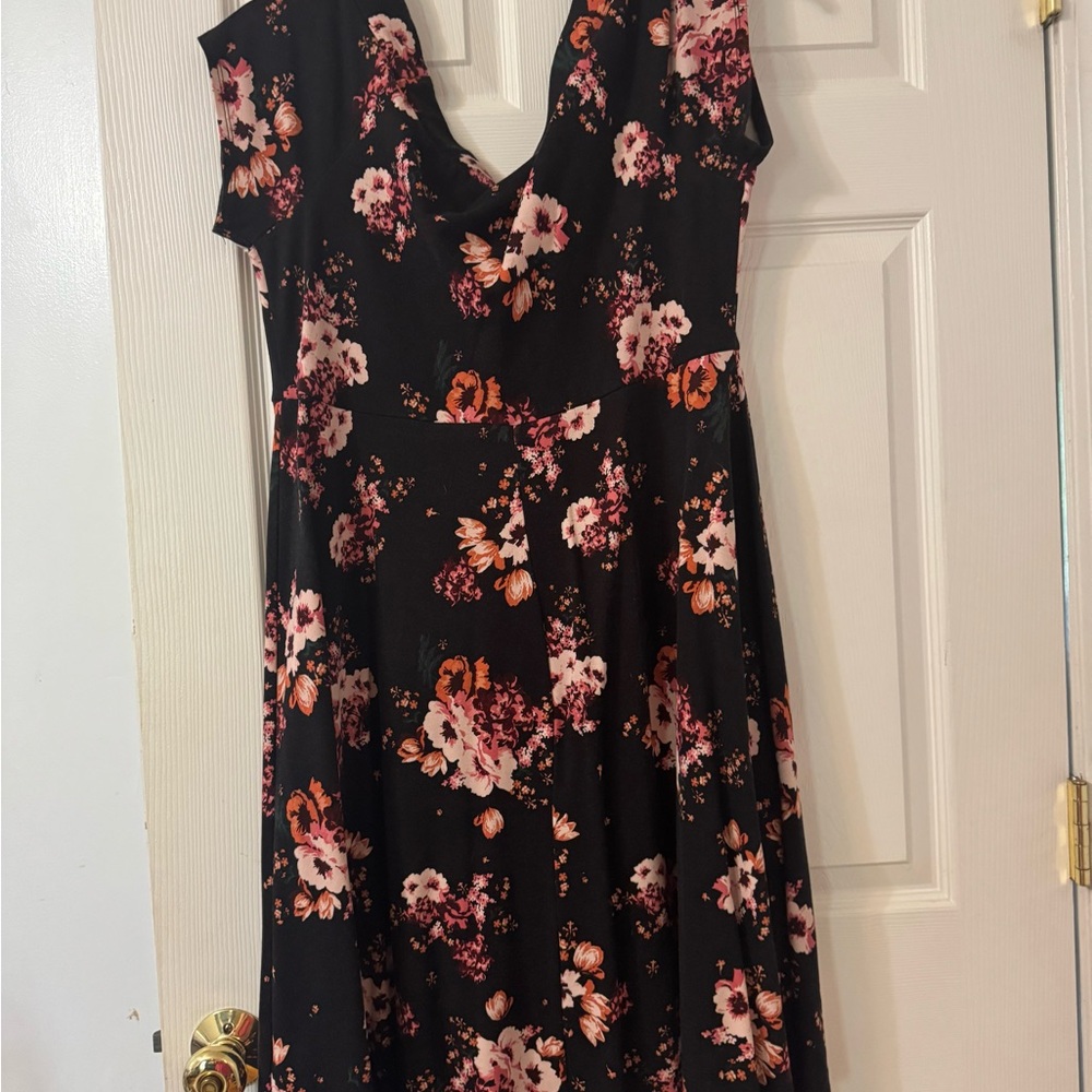 Torrid Multicolored A-Line Maxi Dress V-Neck Short Sleeve Casual